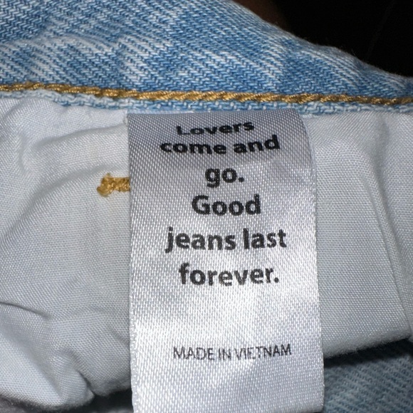 PacSun Women’s High-Rise Distressed Dad Jeans Light Wash - Picture 4 of 6